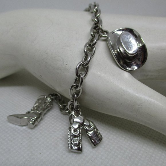 WESTERN CHARM BRACELETS Southwestern Silver Tone Charm Bracelet Cowboy Hat Charm - Picture 1 of 8